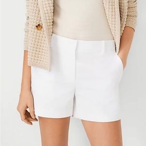 ANN TAYLOR CITY SHORT